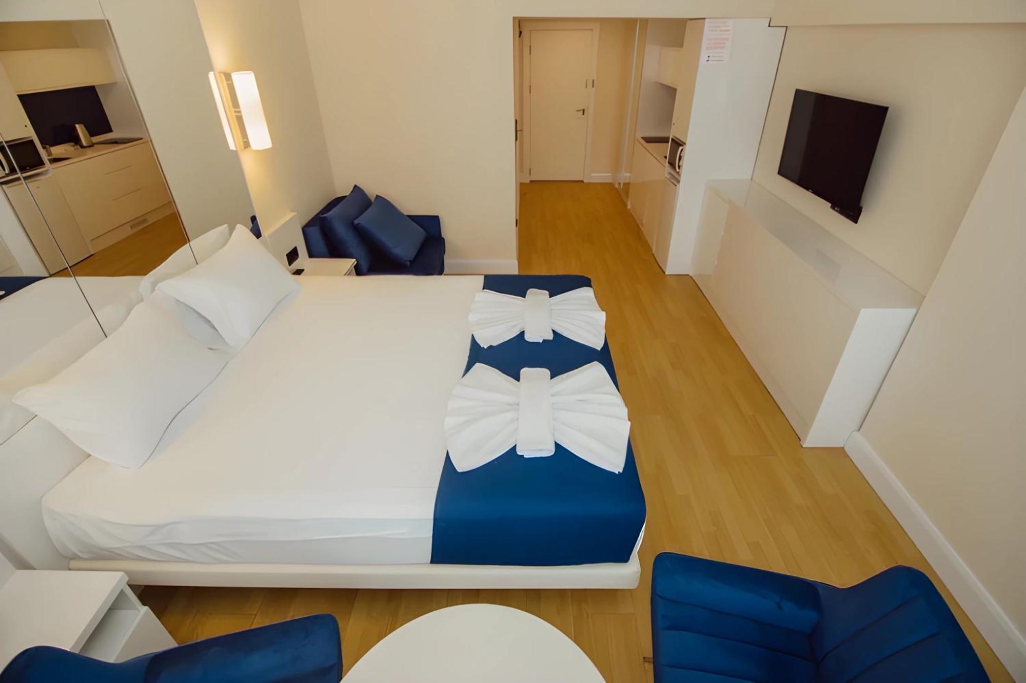 Suites Orbi City Aparthotel Batum Dış mekan fotoğraf