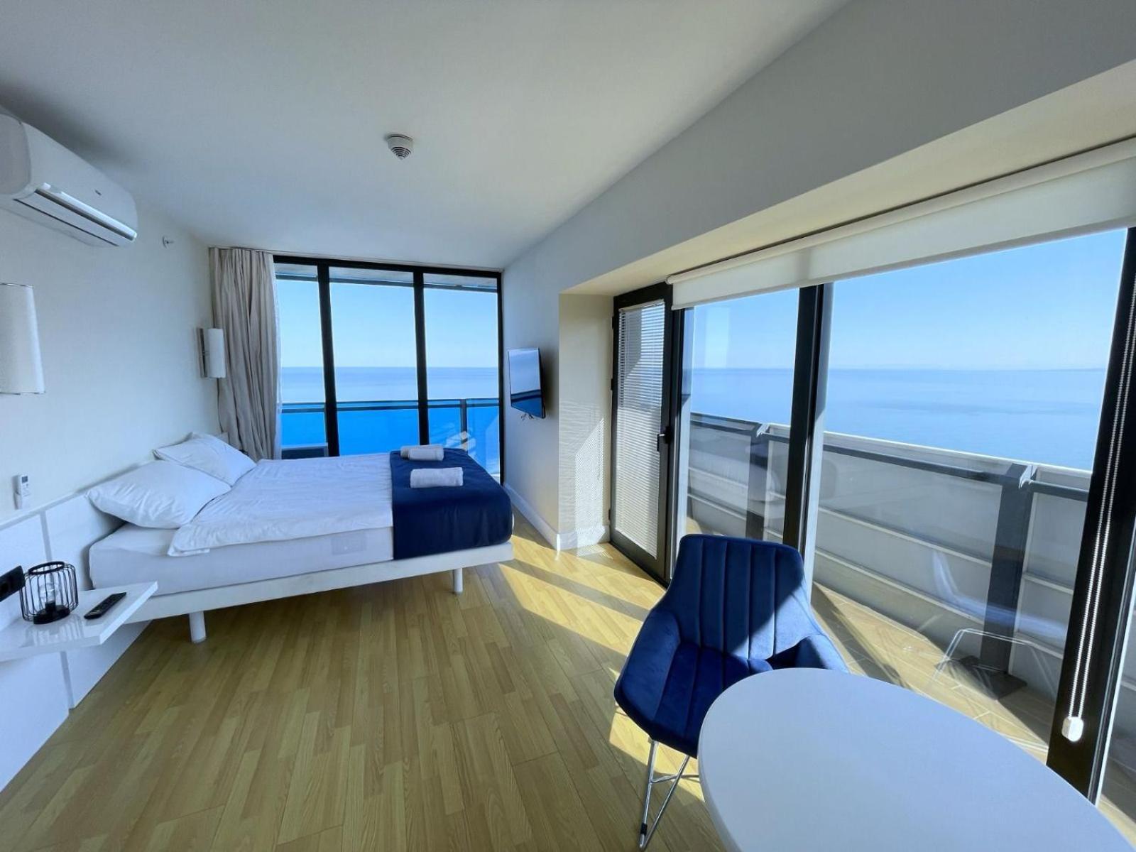 Suites Orbi City Aparthotel Batum Dış mekan fotoğraf