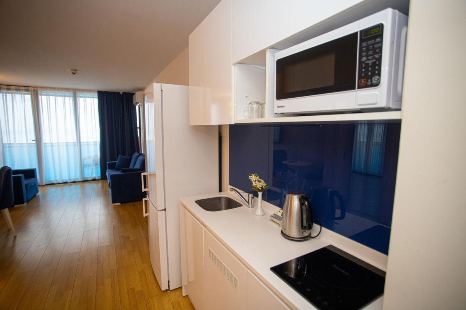Suites Orbi City Aparthotel Batum Dış mekan fotoğraf
