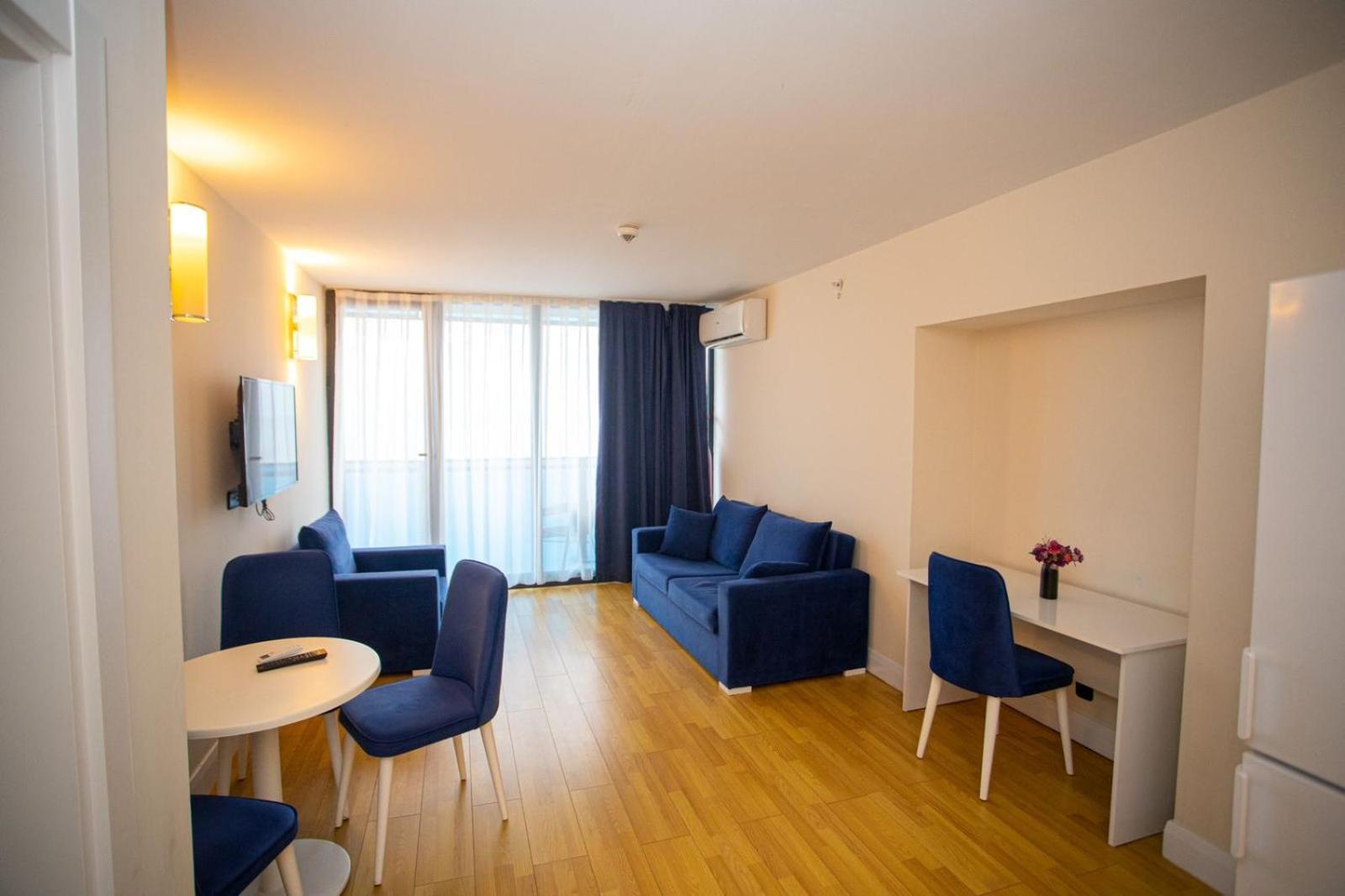 Suites Orbi City Aparthotel Batum Dış mekan fotoğraf