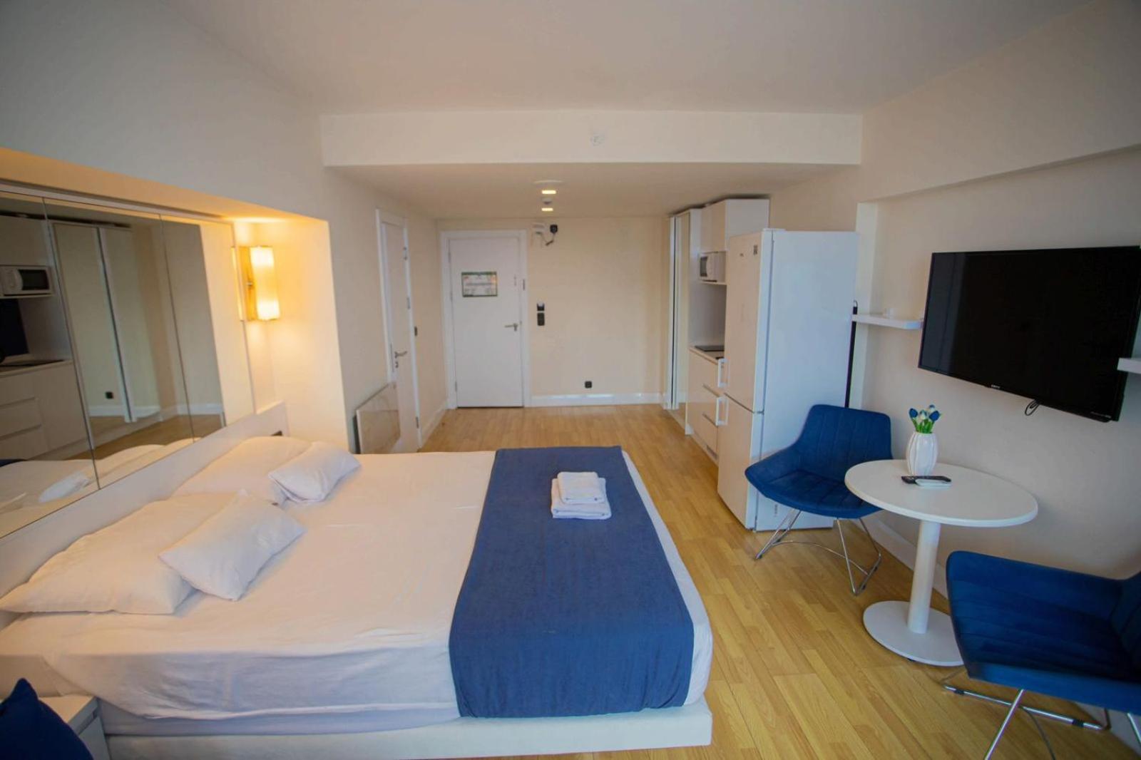Suites Orbi City Aparthotel Batum Dış mekan fotoğraf