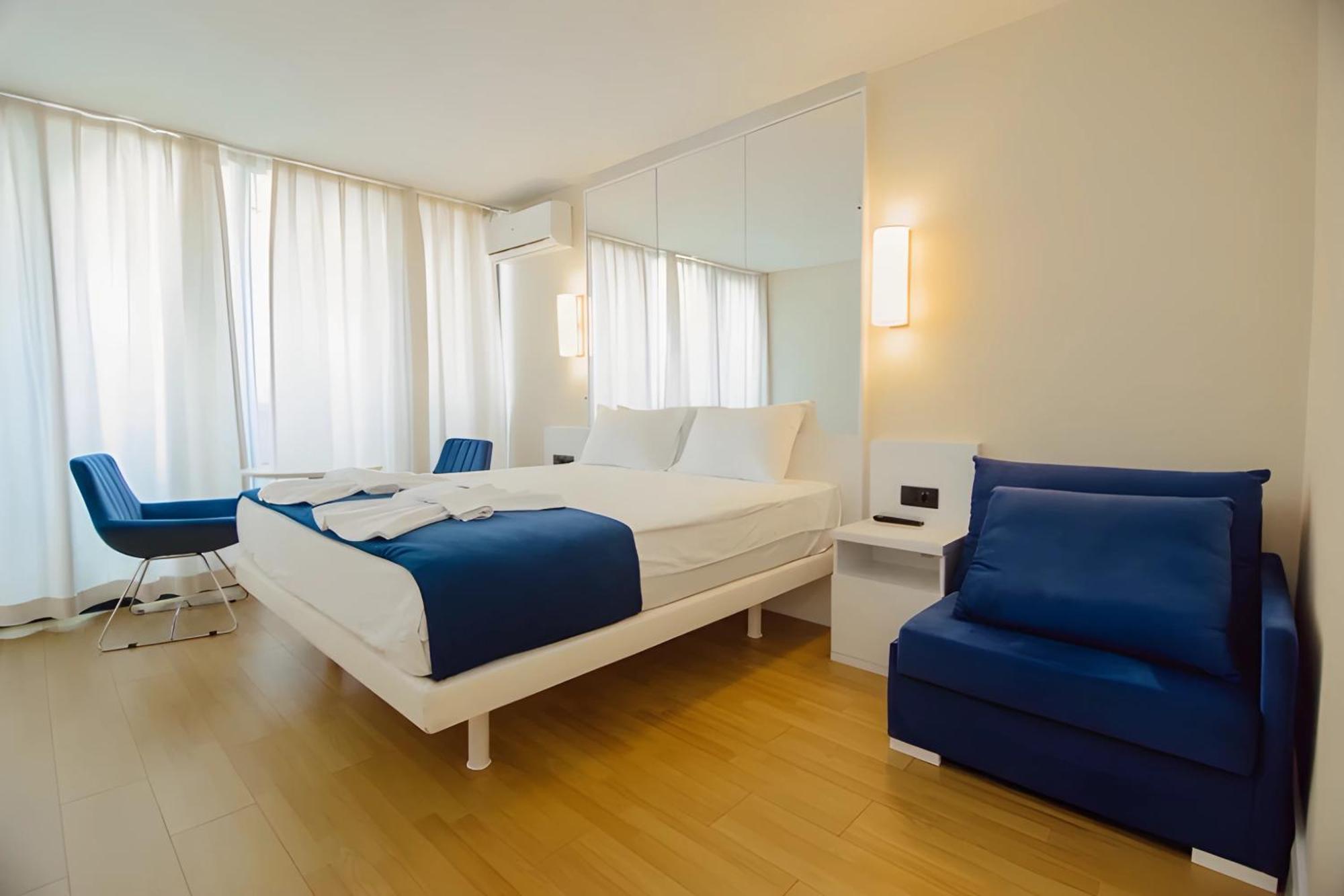 Suites Orbi City Aparthotel Batum Dış mekan fotoğraf