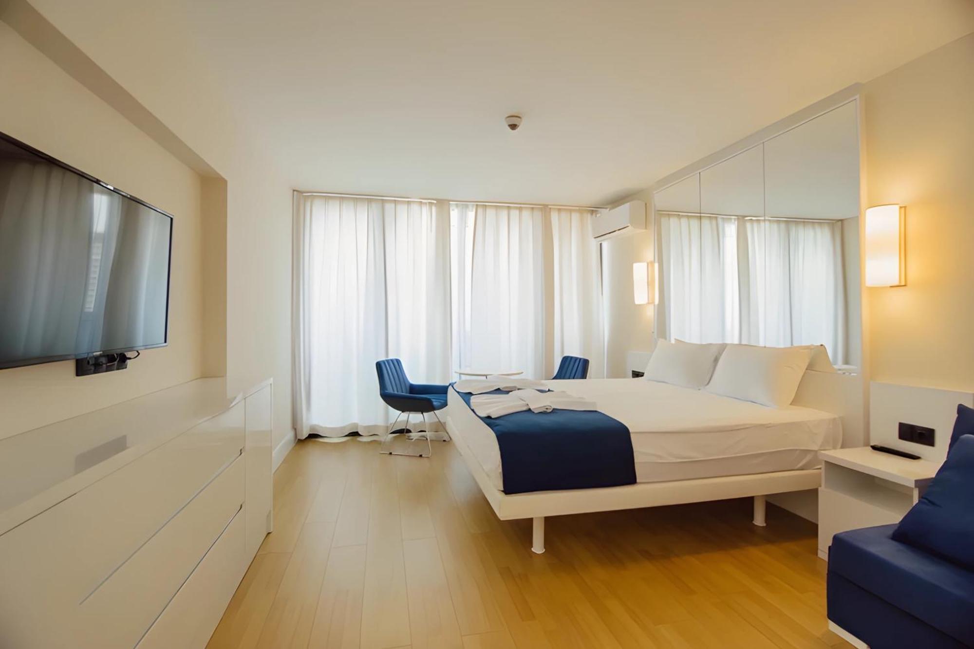 Suites Orbi City Aparthotel Batum Dış mekan fotoğraf